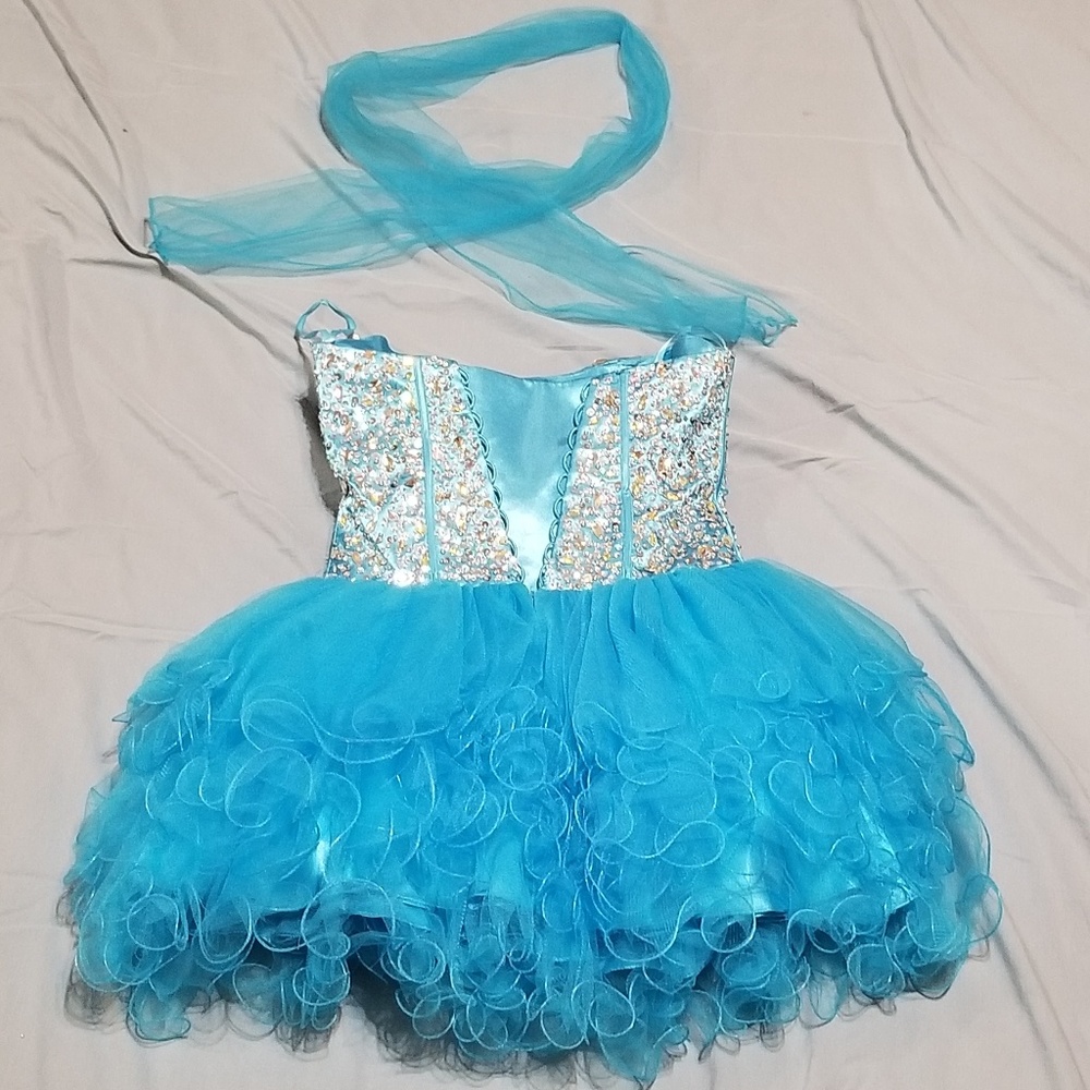 Prom Dress - Picture 3 of 3